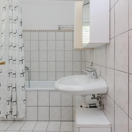 Pet Friendly In With House Sea View Nin