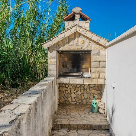 Stunning In Apartment Nin