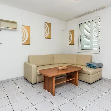 Beautiful In With House Sea View Apartment Nin