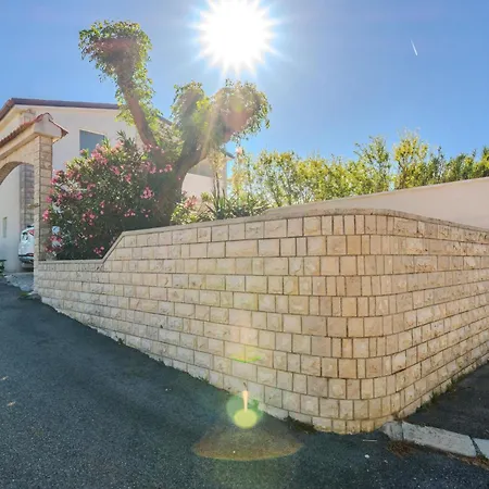 Beautiful In With House Sea View Apartment Nin
