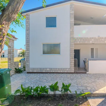 Beautiful In With House Sea View Apartment *